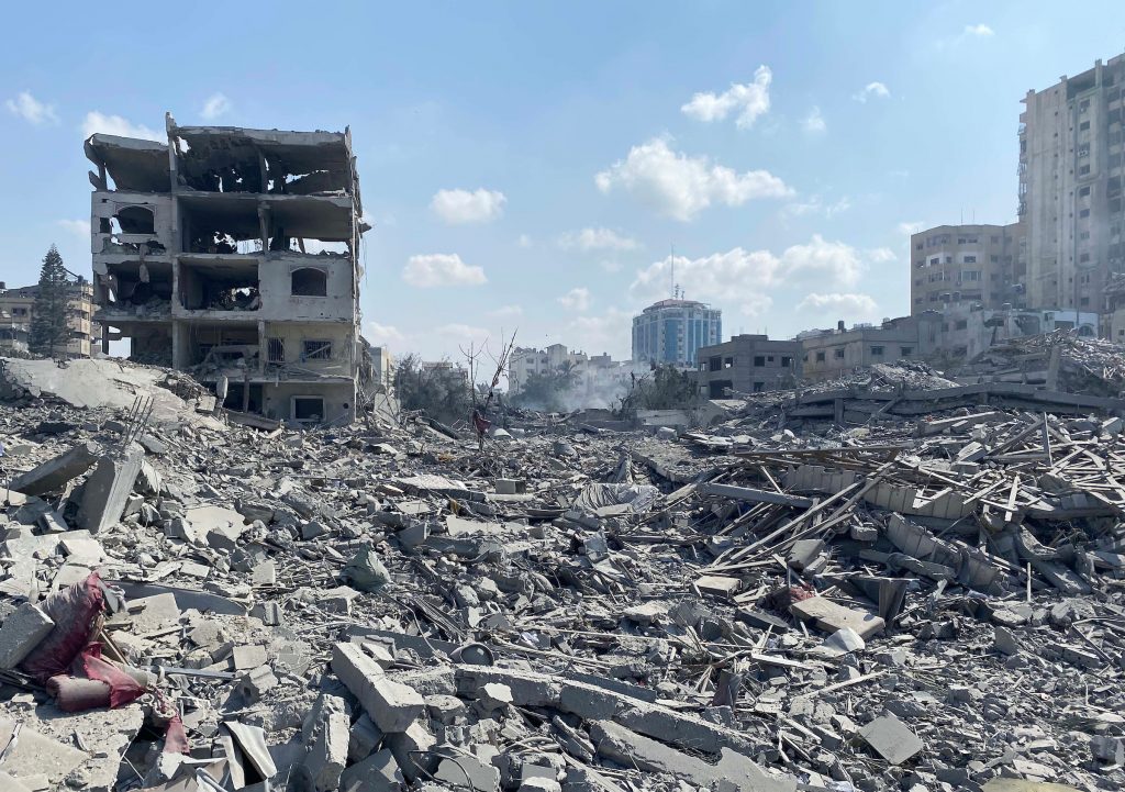 Nearly 100 Casualties in Israeli Airstrike on Gaza 3 damage gaza strip bomb 2024